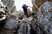 57 Passaggio su roccette...